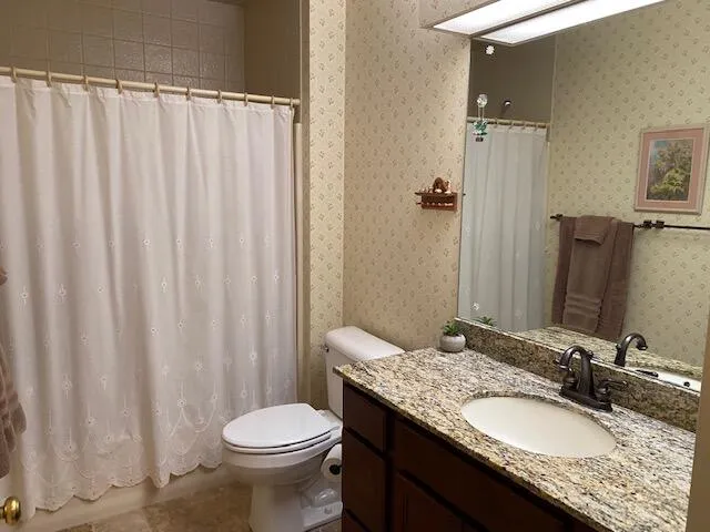 3 Hiawatha Cove Trail #2 Battle Creek City, MI 49015