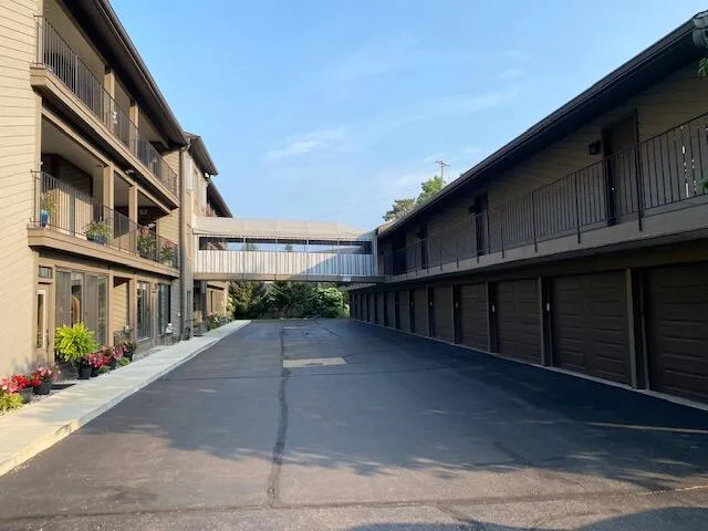 3 Hiawatha Cove Trail #2 Battle Creek City, MI 49015