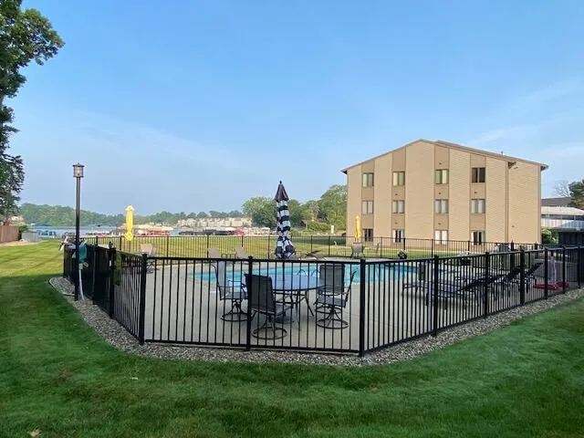 3 Hiawatha Cove Trail #2 Battle Creek City, MI 49015
