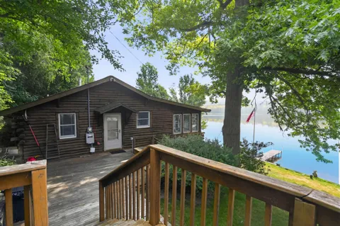 6695 Paradise Park Drive