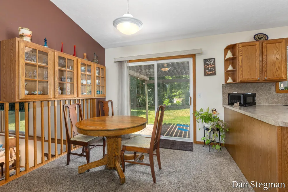 1421 Hollow Ridge Drive NE Rockford City, MI 49341