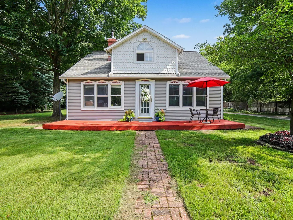 2620 Middle Lake Road Dalton Township, MI 49457