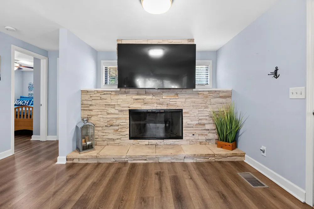 92709 Gravel Lake Drive Porter Township, MI 49065