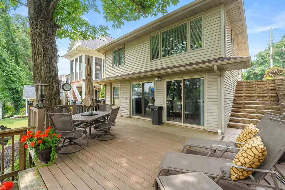 92709 Gravel Lake Drive Porter Township, MI 49065