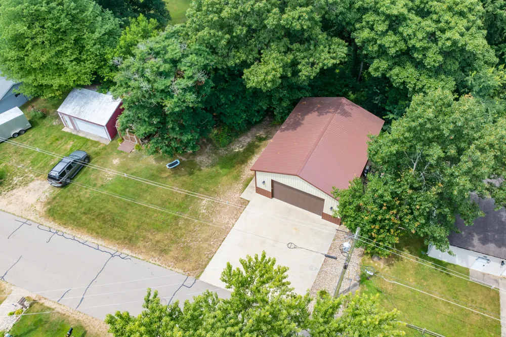 92709 Gravel Lake Drive Porter Township, MI 49065