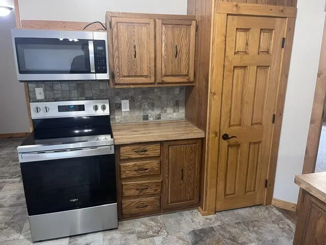13542 Makinen Road Maple Grove Township, MI 49645