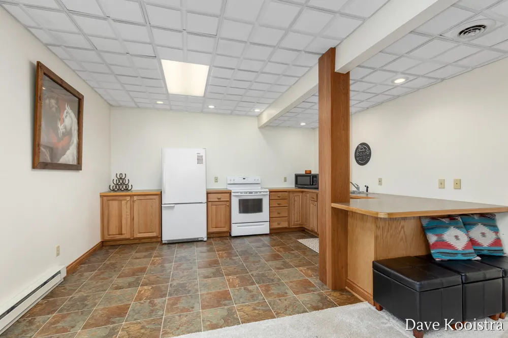 2285 Yeckley Road Rutland Charter Township, MI 49058