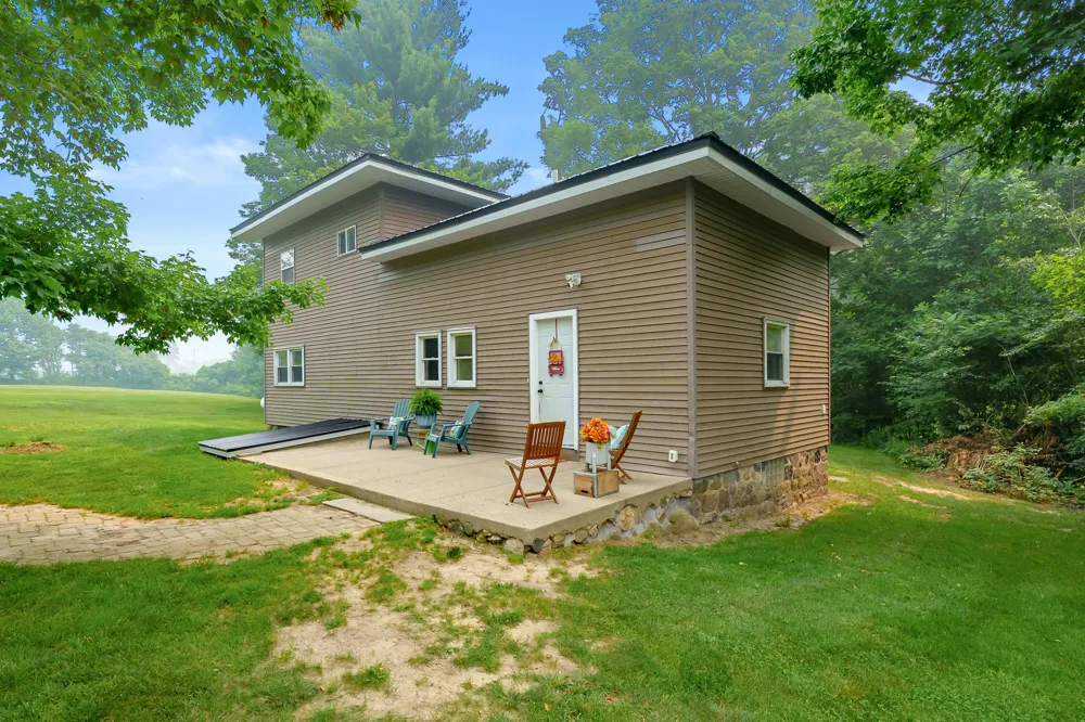 68228 County Road 215 Lawrence Township, MI 49064