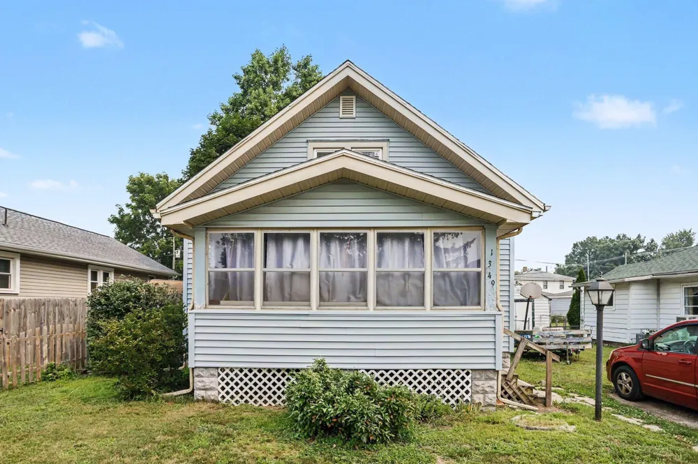 1349 Hickory Street Niles City, MI 49120