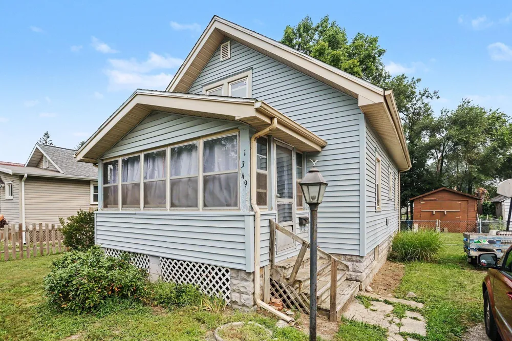 1349 Hickory Street Niles City, MI 49120