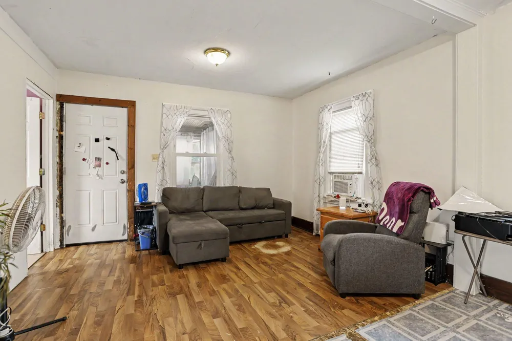 1349 Hickory Street Niles City, MI 49120