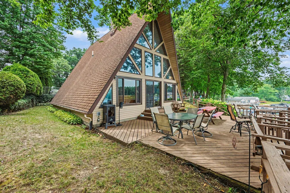 25862 Shore Drive Porter Township, MI 49065