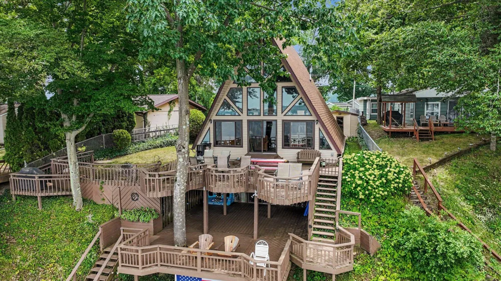 25862 Shore Drive Porter Township, MI 49065