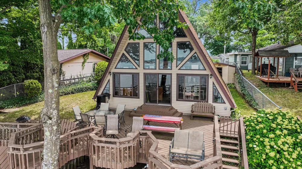 25862 Shore Drive Porter Township, MI 49065