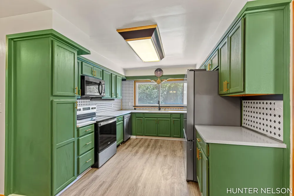840 Andree Road Laketon Township, MI 49445