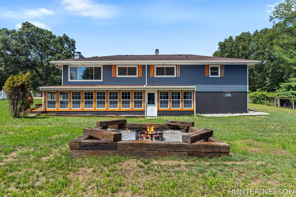 840 Andree Road Laketon Township, MI 49445