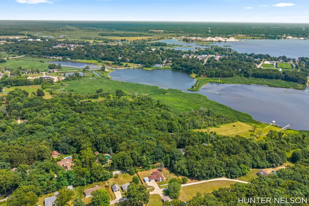 840 Andree Road Laketon Township, MI 49445
