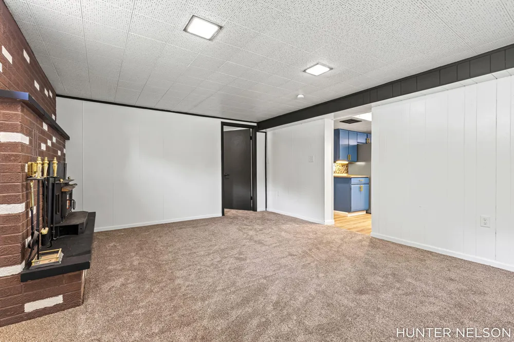 840 Andree Road Laketon Township, MI 49445