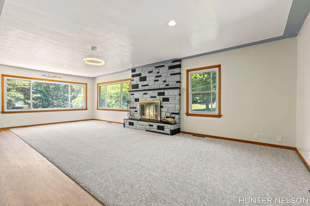 840 Andree Road Laketon Township, MI 49445