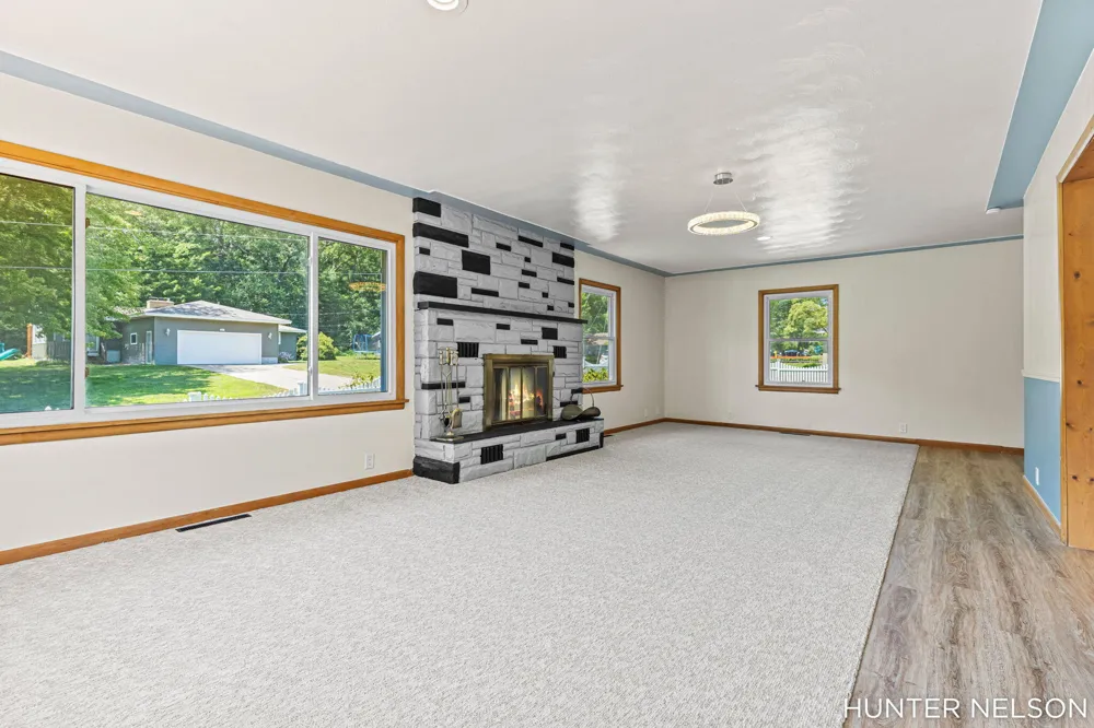 840 Andree Road Laketon Township, MI 49445