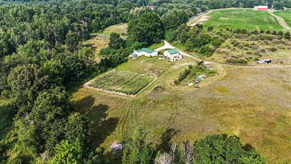 9752 Fuller Road Montcalm Township, MI 48838