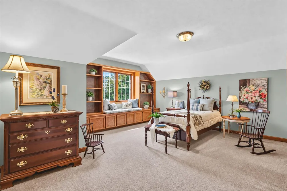 9425 Ravine Ridge Drive SE Caledonia Township, MI 49316