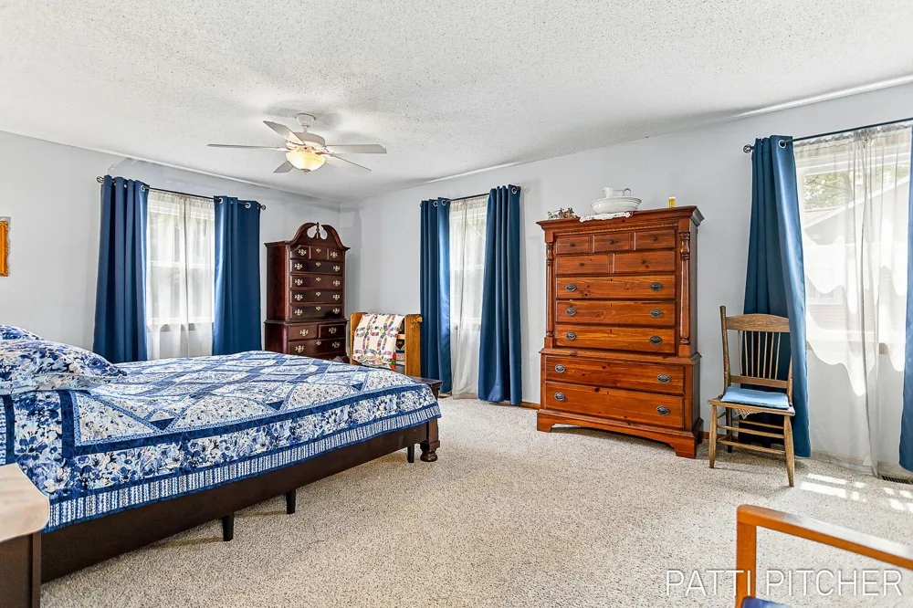 13369 Forest Park Drive Grand Haven Charter Township, MI 49417