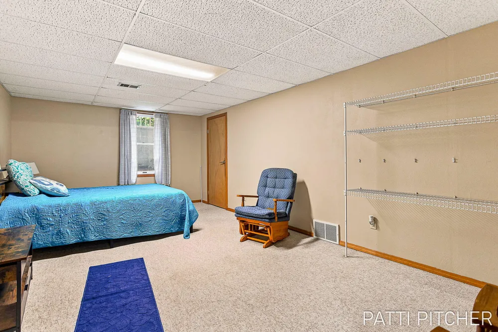 13369 Forest Park Drive Grand Haven Charter Township, MI 49417
