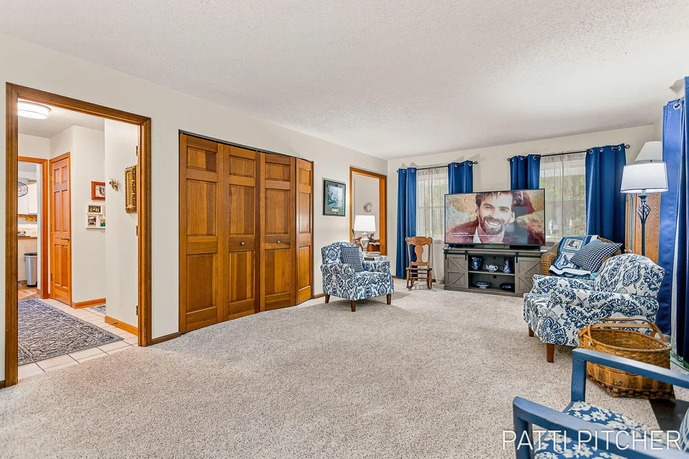 13369 Forest Park Drive Grand Haven Charter Township, MI 49417