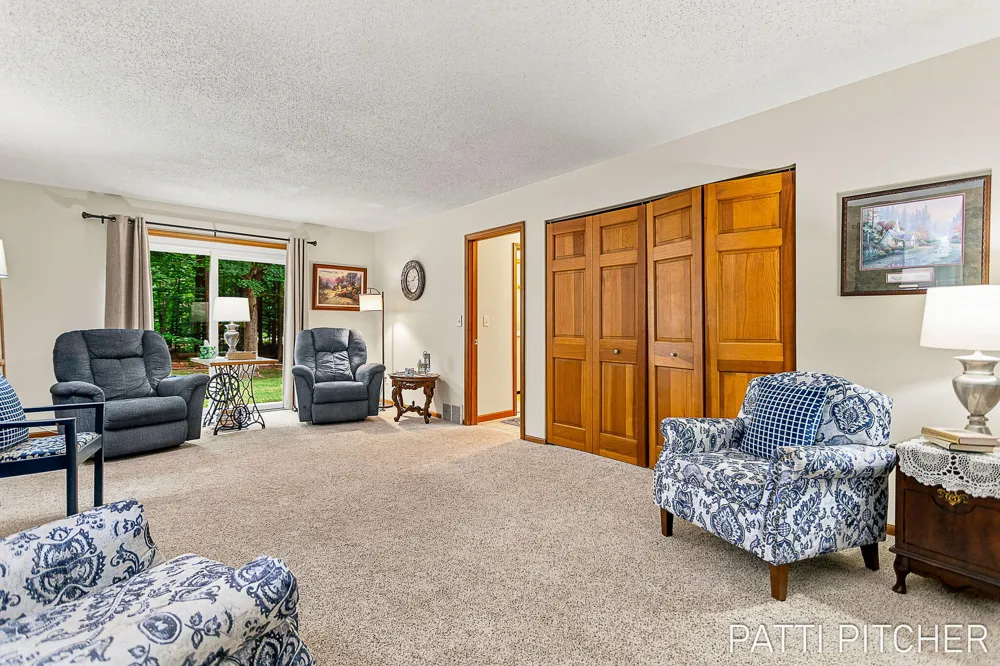 13369 Forest Park Drive Grand Haven Charter Township, MI 49417