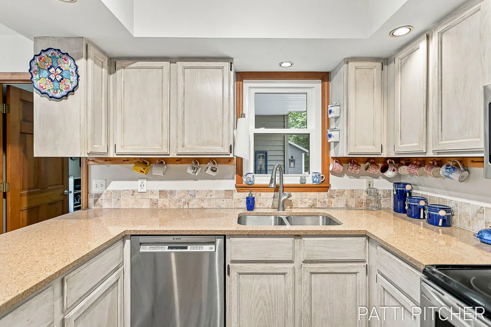 13369 Forest Park Drive Grand Haven Charter Township, MI 49417