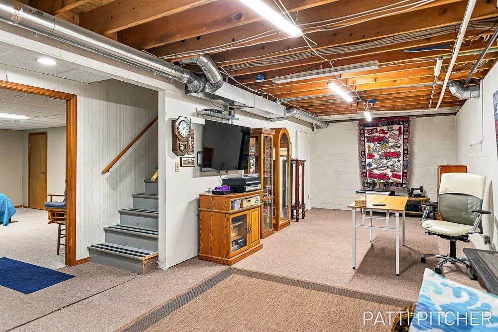 13369 Forest Park Drive Grand Haven Charter Township, MI 49417