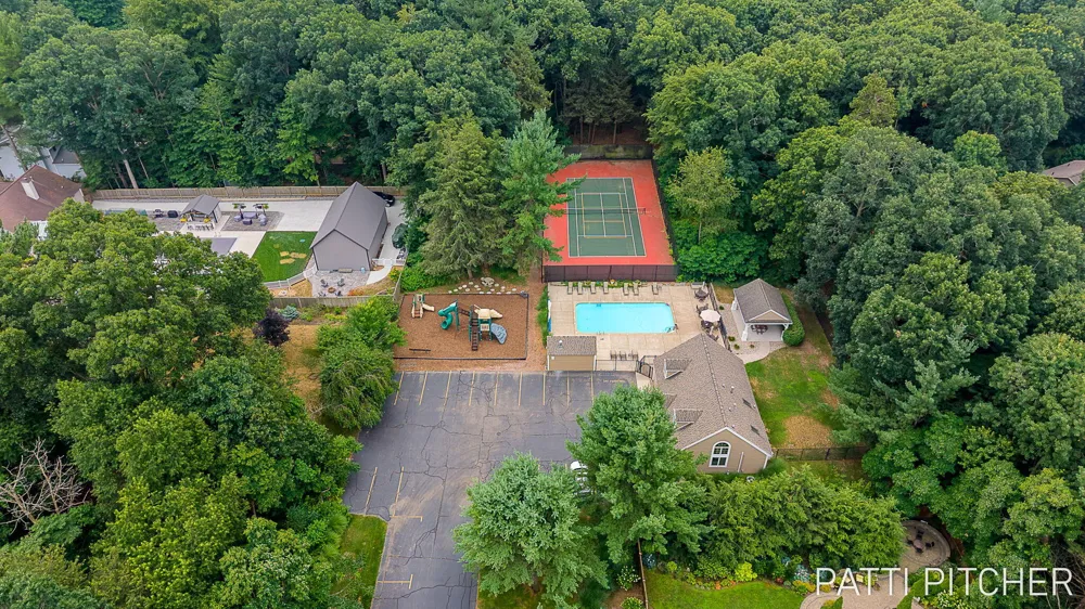13369 Forest Park Drive Grand Haven Charter Township, MI 49417
