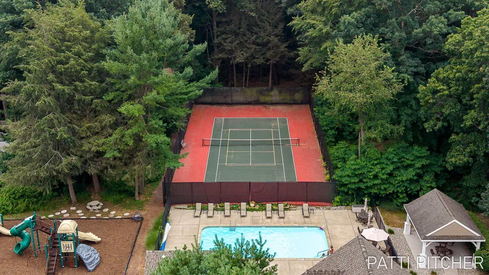13369 Forest Park Drive Grand Haven Charter Township, MI 49417