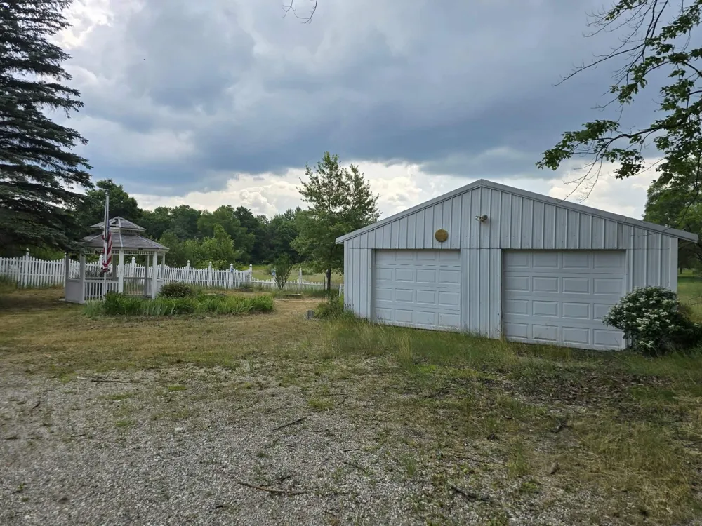 14160 New Millpond Road Big Rapids Charter Township, MI 49307