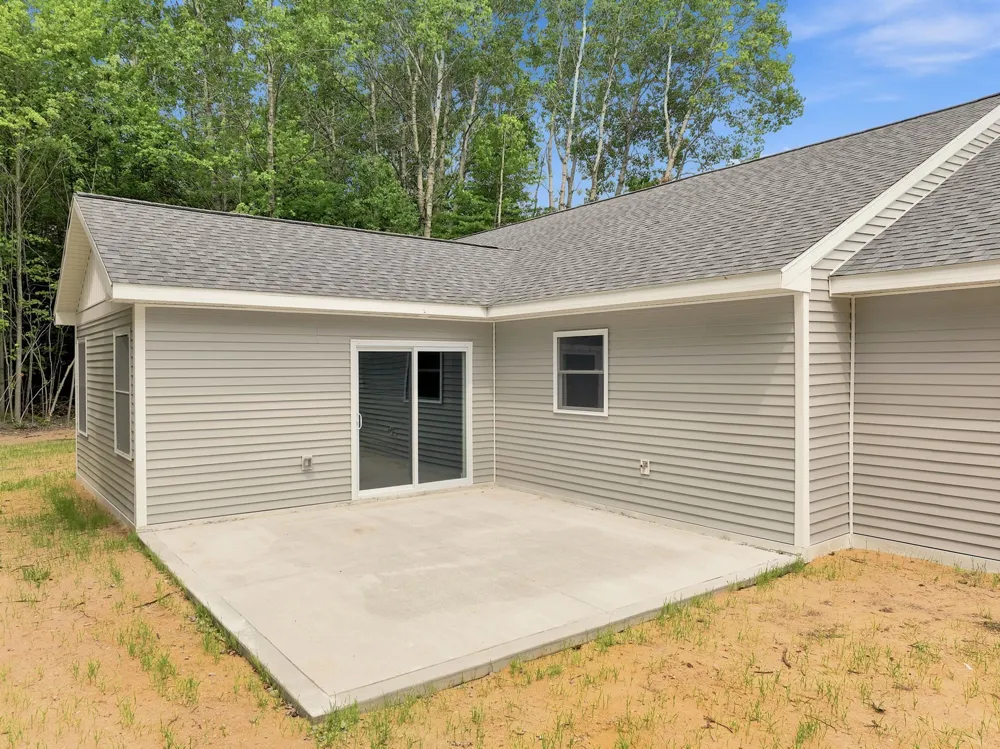 8022 W Blue Road Lake Township, MI 49651