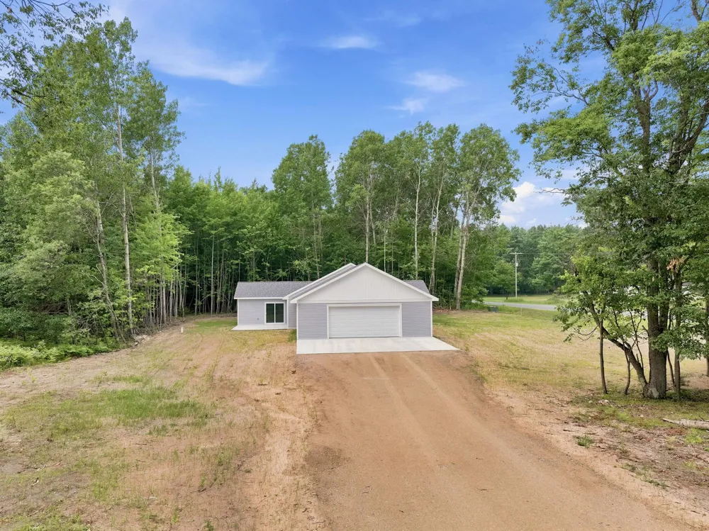 8022 W Blue Road Lake Township, MI 49651