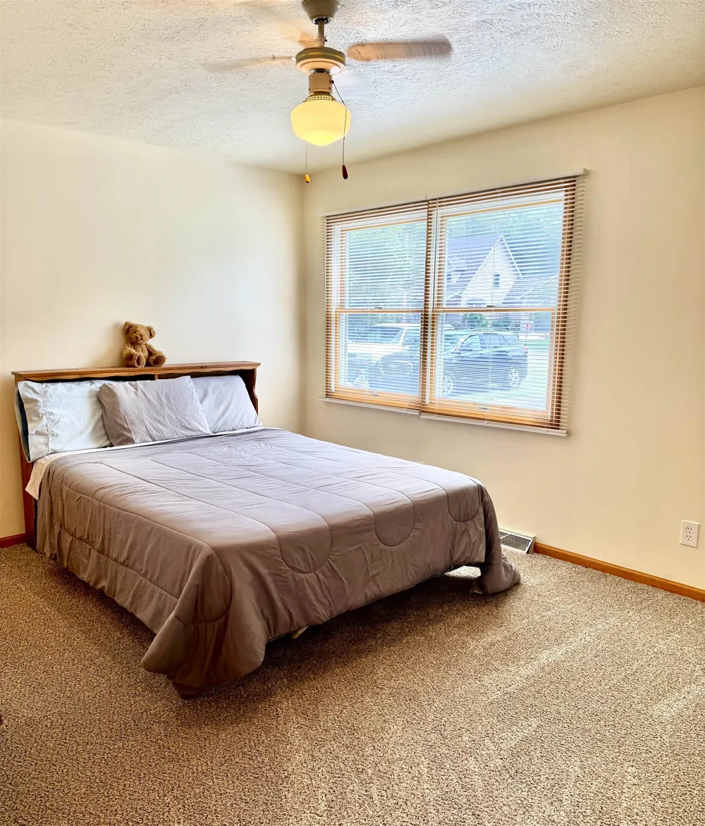 318 S Houghton Street Lake City City, MI 49651