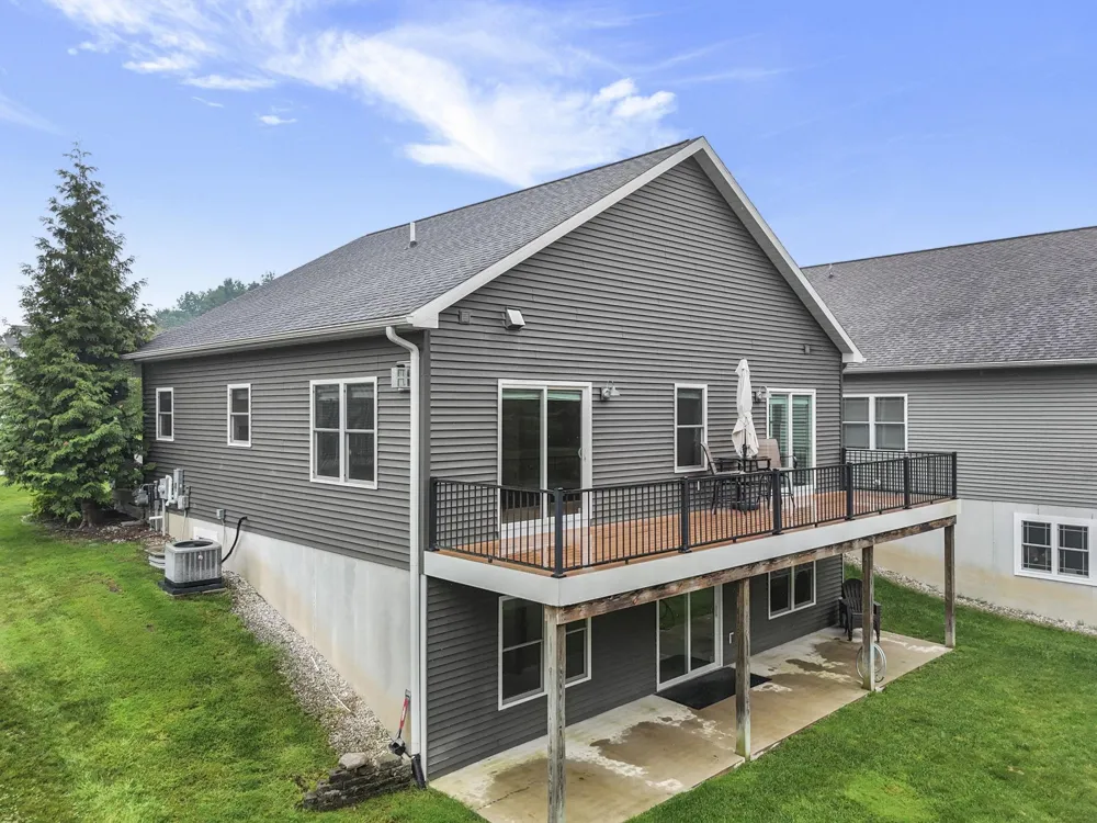 4094 Windward Way Acme Township, MI 49690
