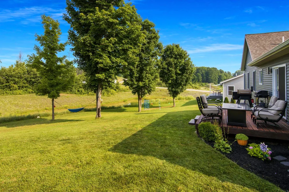 1325 Umber Drive Garfield Charter Township, MI 49696