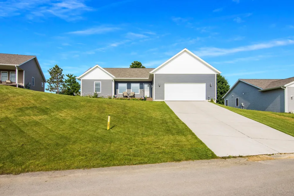1325 Umber Drive Garfield Charter Township, MI 49696