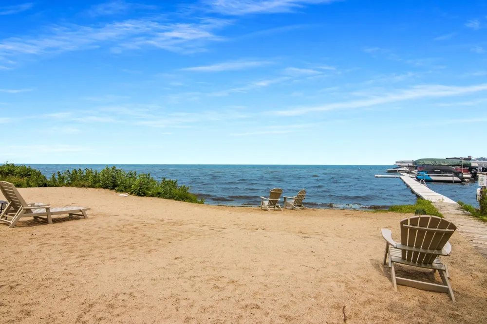7651 Timberwoods Drive Elmwood Charter Township, MI 49684