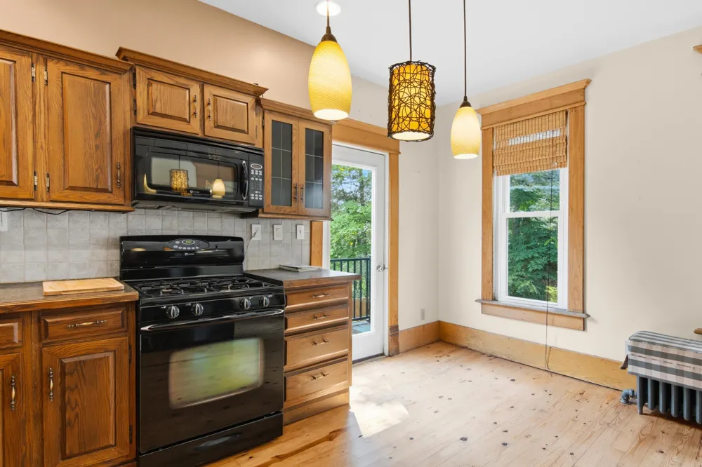 7651 Timberwoods Drive Elmwood Charter Township, MI 49684