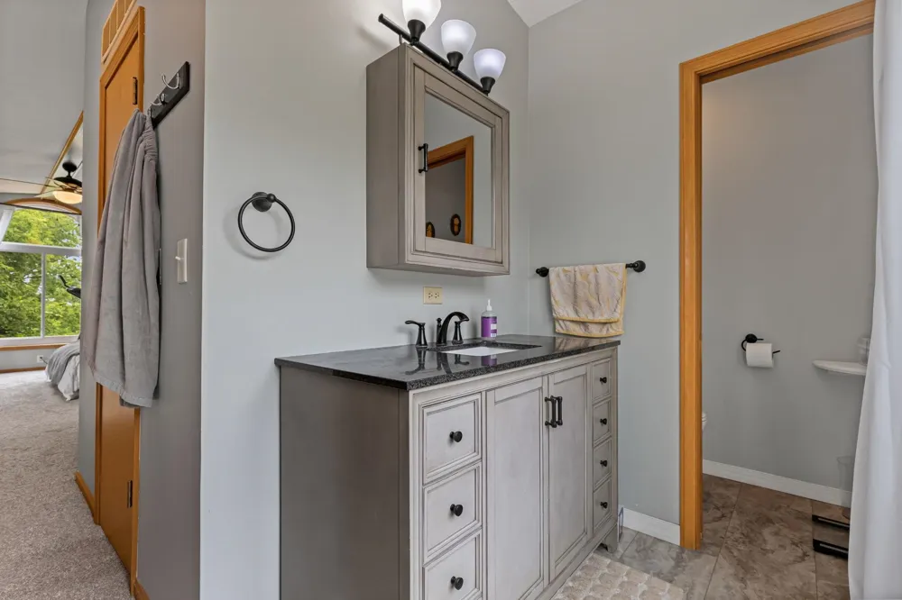 5410 Riverlook Drive NE Plainfield Charter Township, MI 49321
