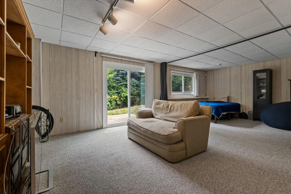 5410 Riverlook Drive NE Plainfield Charter Township, MI 49321