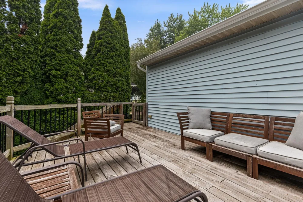 5410 Riverlook Drive NE Plainfield Charter Township, MI 49321
