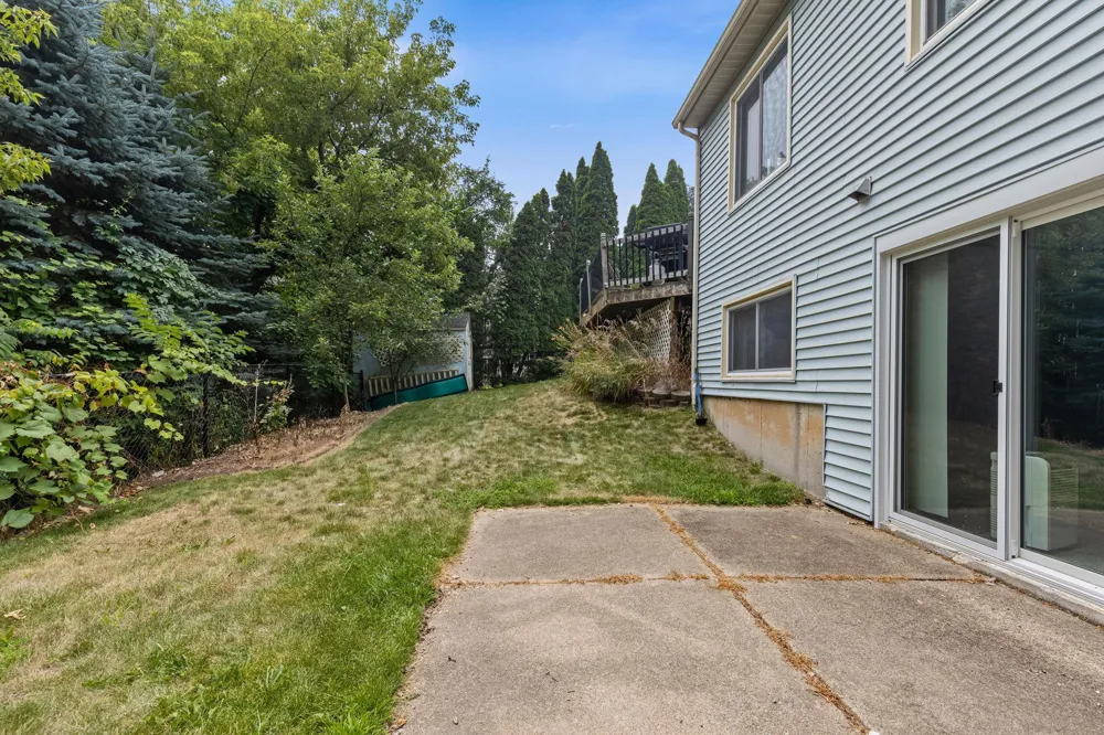 5410 Riverlook Drive NE Plainfield Charter Township, MI 49321