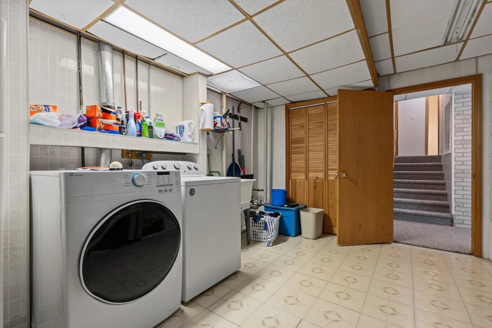 5410 Riverlook Drive NE Plainfield Charter Township, MI 49321