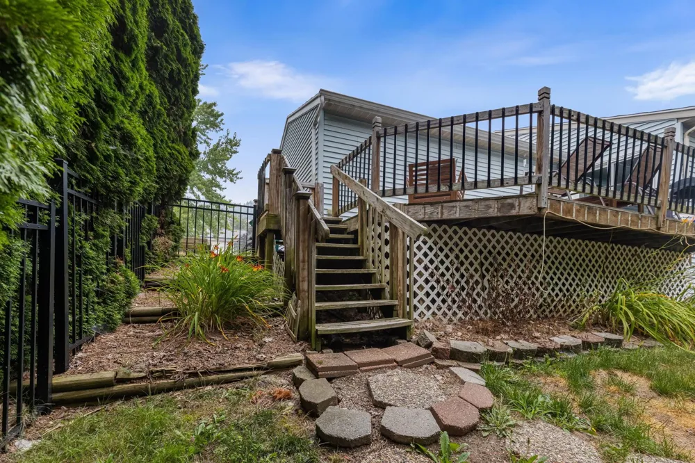 5410 Riverlook Drive NE Plainfield Charter Township, MI 49321