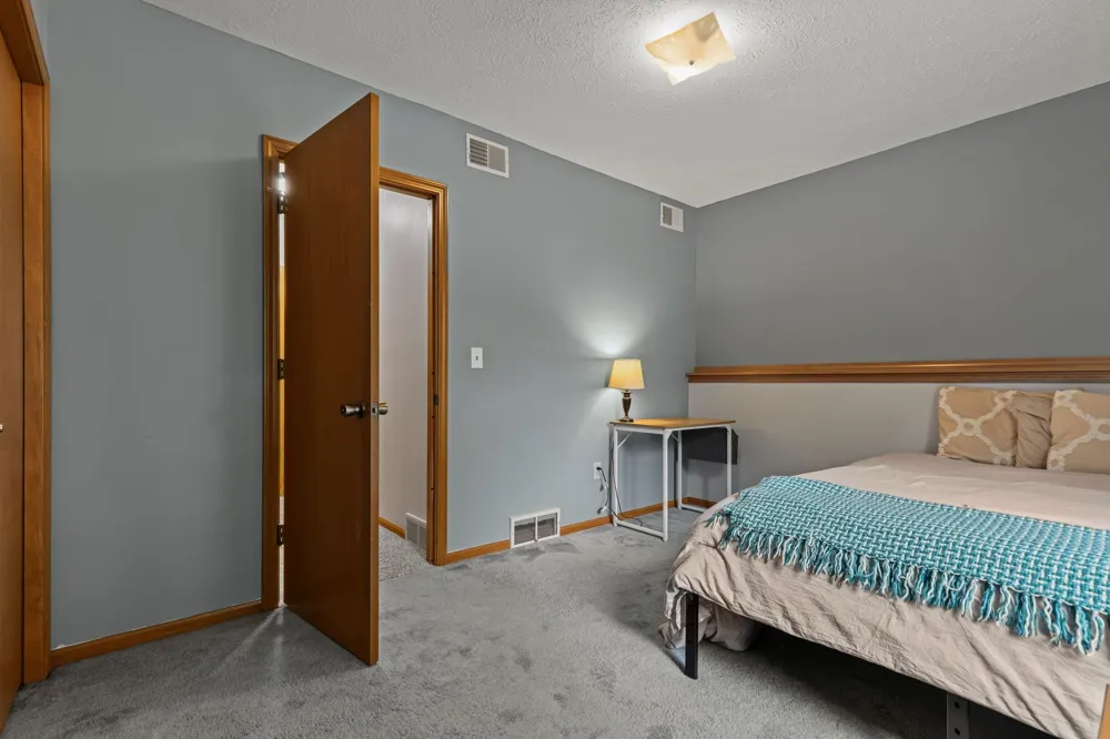 5410 Riverlook Drive NE Plainfield Charter Township, MI 49321